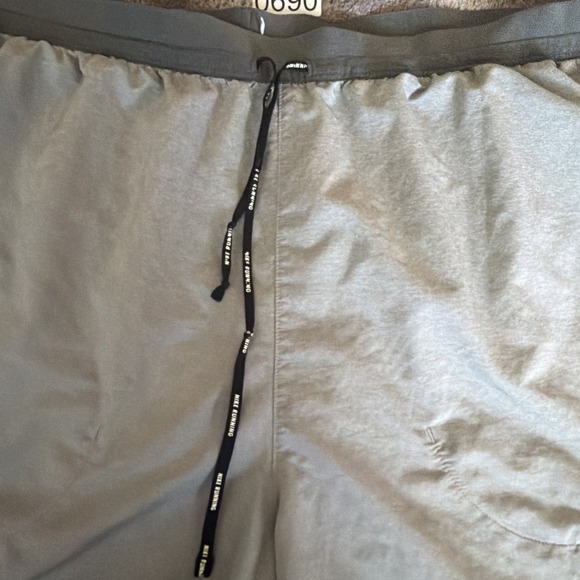 Nike Running Shorts Mens XL Gray Dri-Fit Athletic Training Running Lightweight - Picture 2 of 7